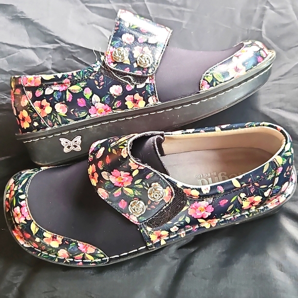 Alegria Shoes - Alegria Black and Pink Dress Shoes with Floral Design, Size 8 / 37